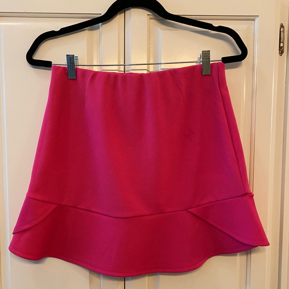 Gianni Bini hot pink mini skirt